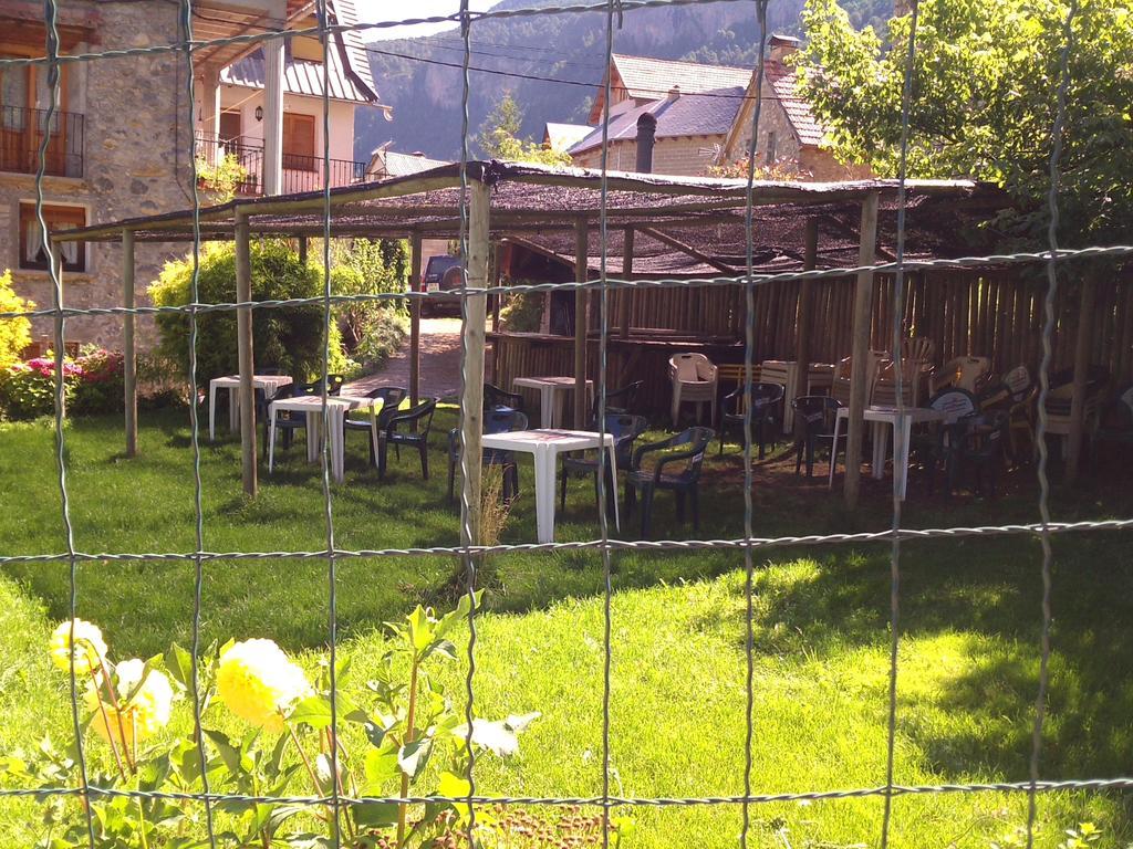 Saravillo Pension Pallaruelo المظهر الخارجي الصورة